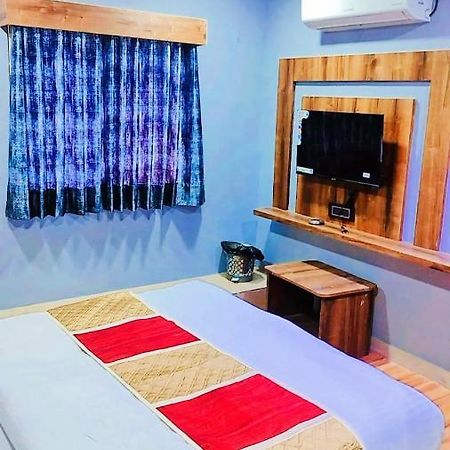 Hotel Mahi Batwa Экстерьер фото
