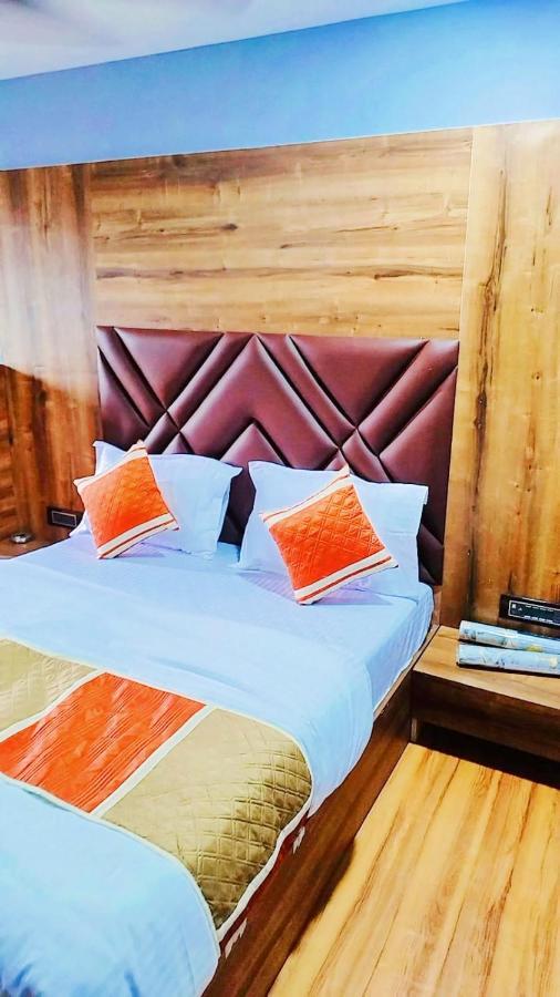Hotel Mahi Batwa Экстерьер фото