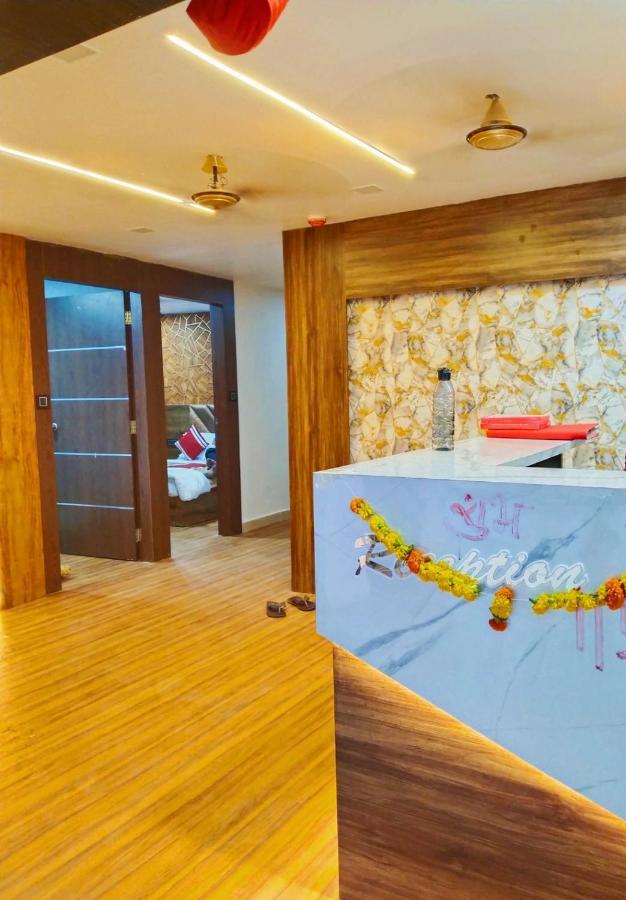 Hotel Mahi Batwa Экстерьер фото